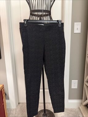 Old Navy Black Microdot Slim Pull-On Leggings
